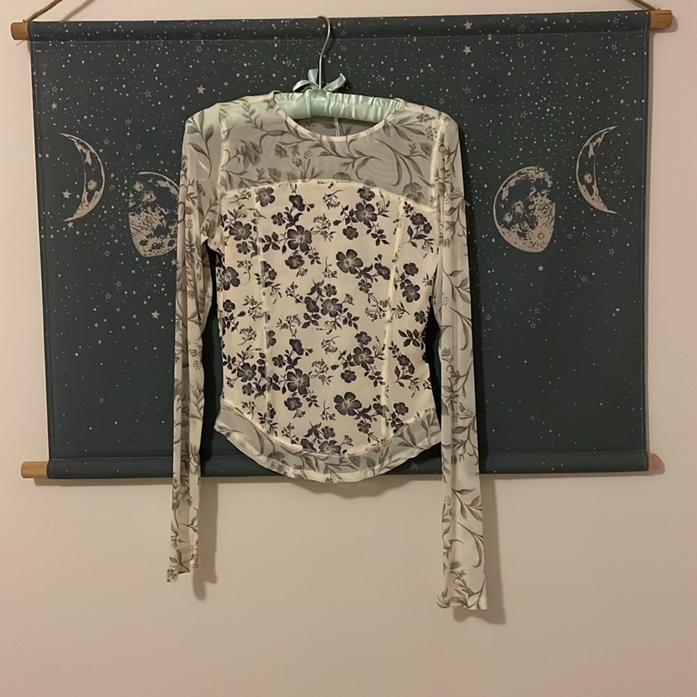 🌙FREE PEOPLE Betty's Garden Top / Neutral Combo🌙 - Picture 6 of 8